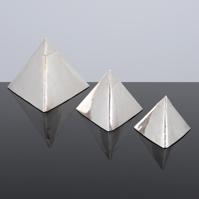 Brandimarte Guscelli Sterling Silver Lidded Boxes, Set of 3 - Sold for $4,480 on 11-16-2025 (Lot 616).jpg